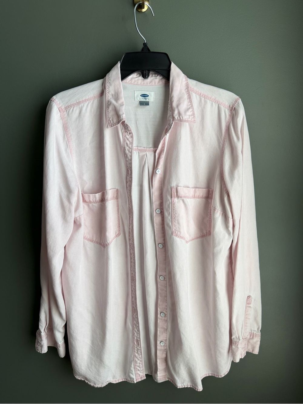 Old Navy Light Pink Women's Button-Down Shirt